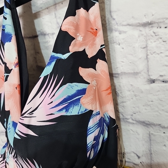 DKNY Women's M One Piece Tummy Control Swimsuit Floral Print Bathing Suit NWT - Picture 5 of 8